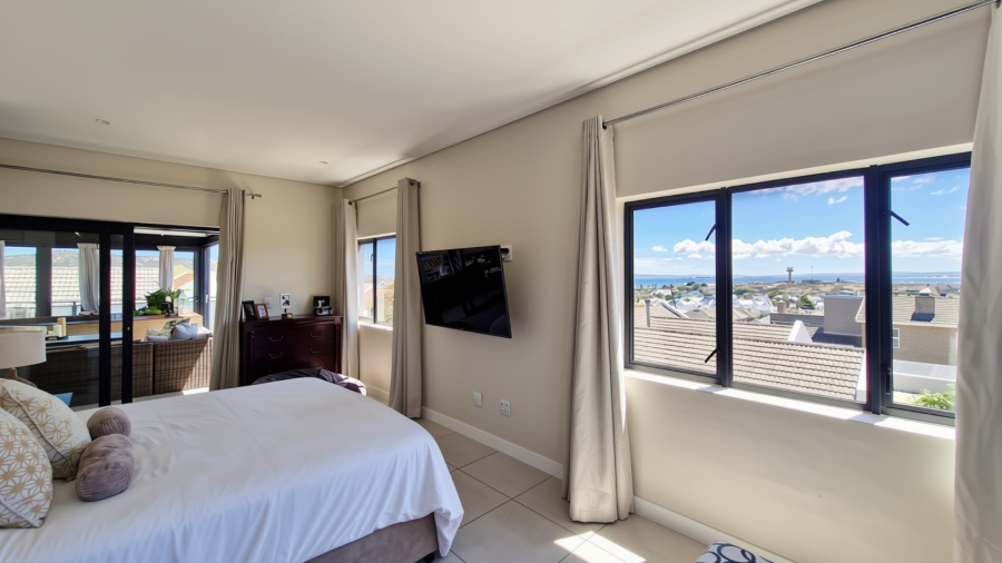 3 Bedroom Property for Sale in Myburgh Park Western Cape